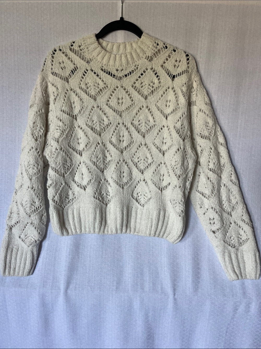 Open-Knit Diamond Crewneck Sweater in Cream